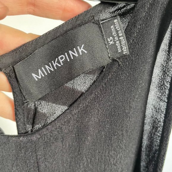 Mink Pink A-Line Baby Doll Dress with pockets - Picture 2 of 3